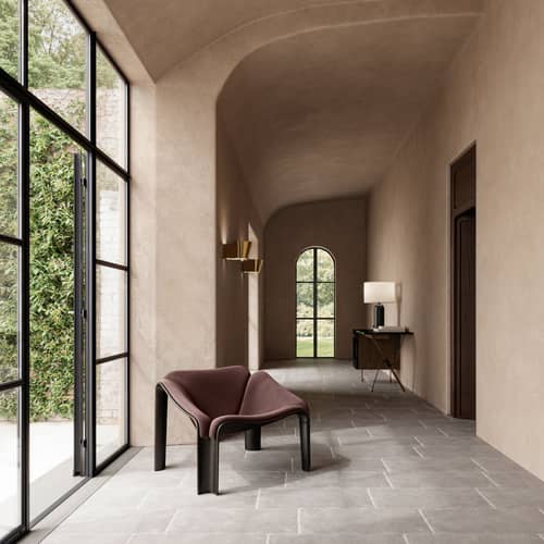 Fauteuil rembourré F300 tissu rouge / Pierre Paulin, réédition 1965 - Gubi - Tissu bordeaux / Marron - HiREK, Mousse, Tissu