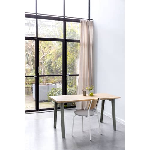 New Modern Desk wood grey / 150 x 70 cm - Eco-certified oak - TIPTOE - Eucalyptus Grey - Powder coated steel, Solid fir with oak veneer
