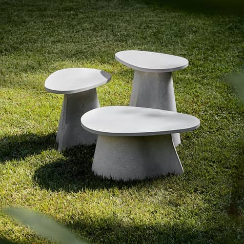 Table basse Fossil Small / 45 x 64 x H 32 cm - MDF Italia - H 32 cm / Béton blanc chaud - Béton allégé