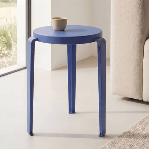 Tabouret empilable Lou Chroma bois bleu / Bois éco-certifié - TIPTOE - Bleu azur - Acier, Bois éco-certifié