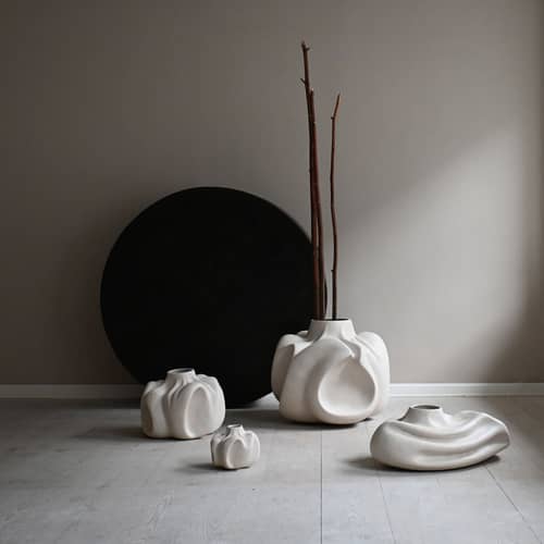 Wabi Fat Vase ceramic white / 57 x 40 x H 23 cm - 101 COPENHAGEN - Fat / White - Glazed ceramic