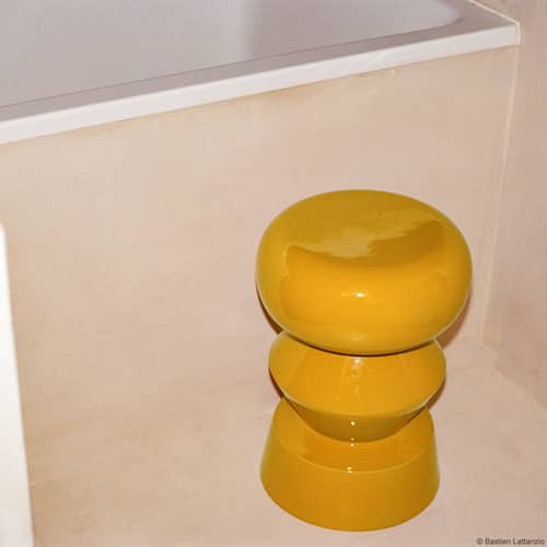 Tavolino d\'appoggio Totême ceramica giallo / 25 anni di edizione limitata MID - Made in design Editions - Giallo paglierino - Gres smaltato