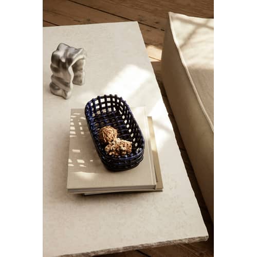 Korb Ceramic keramik blau / Oval - 30 x 15 cm - Handgefertigt - Ferm Living - Blau - emaillierte Keramik