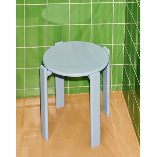 Tabouret empilable Rey / By Bruno Rey x Dietiker, 1971 - Hay - Bleu clair - Contreplaqué de hêtre, Hêtre massif