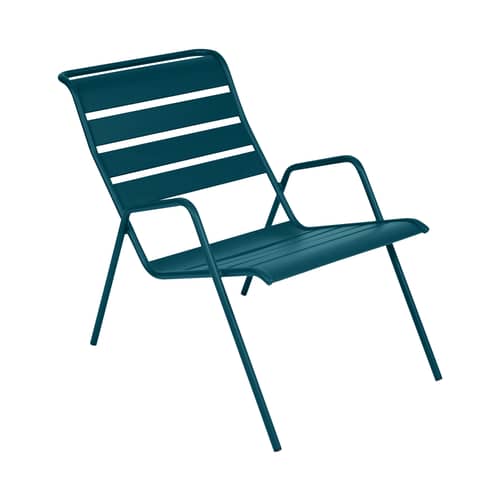 Fauteuil bas Monceau métal bleu / Empilable - Fermob - Bleu Acapulco - Acier peint