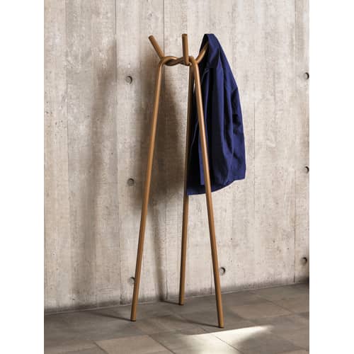 Kleiderständer mit Fuß Knit metall braun / Stahl - H 161 cm - Hay - Karamell - lackierter Stahl