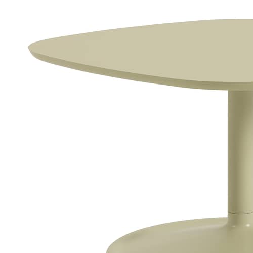 Soft Coffee table wood beige / 70 x 70 x H 42 cm - Muuto - Beige-green (laminate) / Beige-green Base, legs - MDF, Moulded aluminium, Stratified