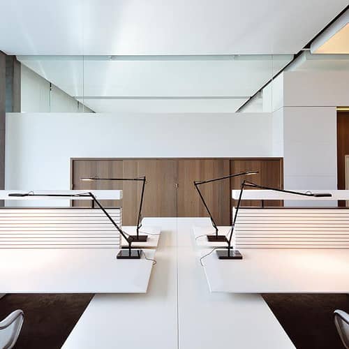 Lampe de table Kelvin LED Green métal noir / Avec économiseur d\'énergie - Flos - Noir - Acier, Aluminium, PMMA