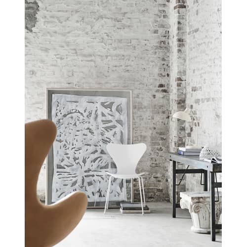 Sedia impilabile Série 7 legno nero / Frassino tinto - Fritz Hansen - Nero / Gambe nere - Acciaio verniciato, Compensato di frassino tinto