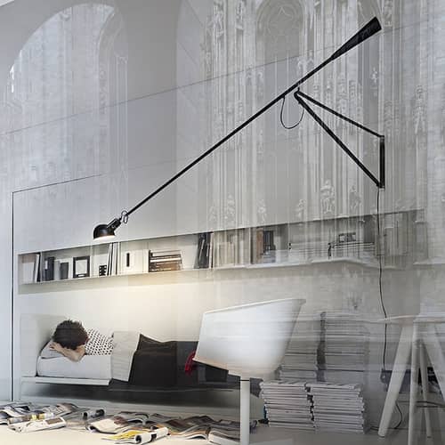 Applique avec prise 265 métal noir / L 205 cm - Modèle de 1973 - Flos - Noir - Acier, Fonte, Laiton