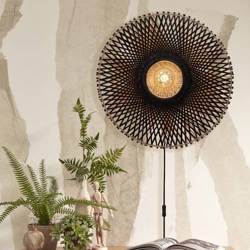 Applique avec prise Kalimantan fibre végétale bois beige / bambou / Ø 60 cm - GOOD&MOJO - Noir / Dos naturel - Bambou tressé, Fer