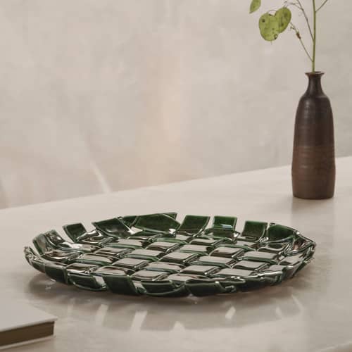 Plait Serving dish ceramic green / Ø 30 cm - Ferm Living - Emerald green - Glazed ceramic