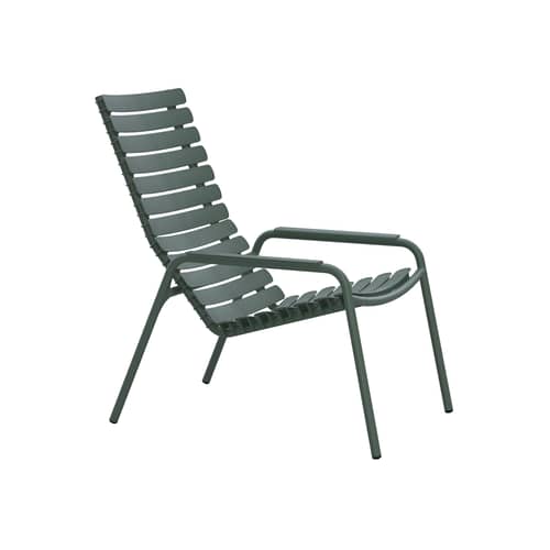 ReCLIPS Lounge armchair plastic material green / Metal armrests - Recycled plastic - Houe - Olive green - Recycled plastic, Thermolacquered aluminium