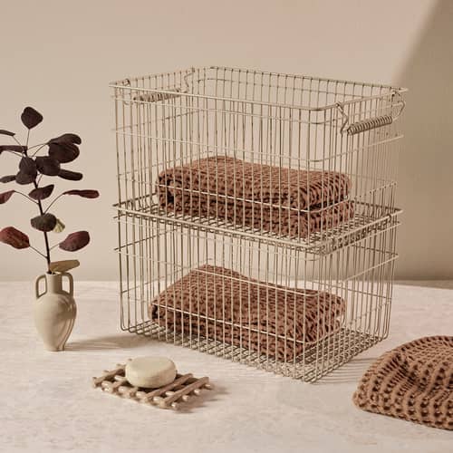 Stapelkorb Cala metall beige / Set von 2 -36 x 26 x H 20 cm - Ferm Living - Kaschmir Beige - Eisen