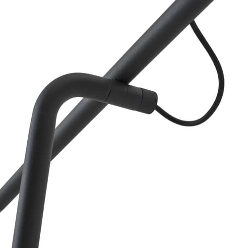 Stehleuchte Contra metall schwarz / Schwenkbar – H 188 x B 256 cm - Muuto - Schwarz - Aluminium, Beton, Stahl