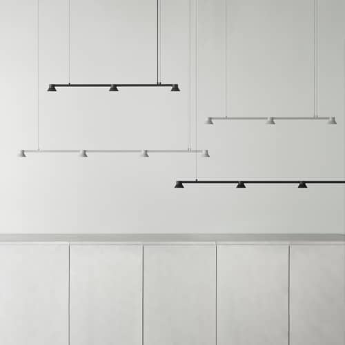 Sospensione Hat Linear Large metallo nero / L 167 cm - Normann Copenhagen - Nero - Acciaio, Alluminio, PMMA