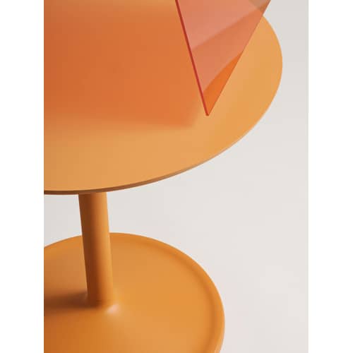Table d\'appoint Soft bois orange / Ø 41 x H 40 cm - Stratifié - Muuto - Orange - Aluminium peint, MDF, Stratifié