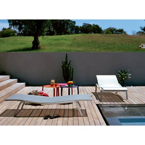 Schrägstellbarer, stapelbarer Liegestuhl Alizé metall beige /Breite 80 cm - 5 Positionen - Fermob - Muskat meliert - lackiertes Aluminium, Polyester-Gewebe
