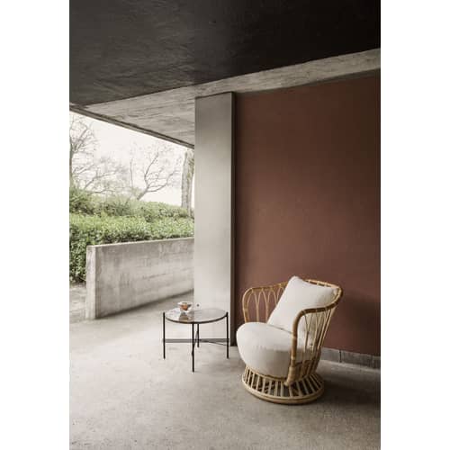 Poltrona imbottita Grace fibre bianco / Riedizione 1936 - Rattan & tessuto - Gubi - Bianco sporco (tessuto Clay) - Espanso, Midollino, Tessuto
