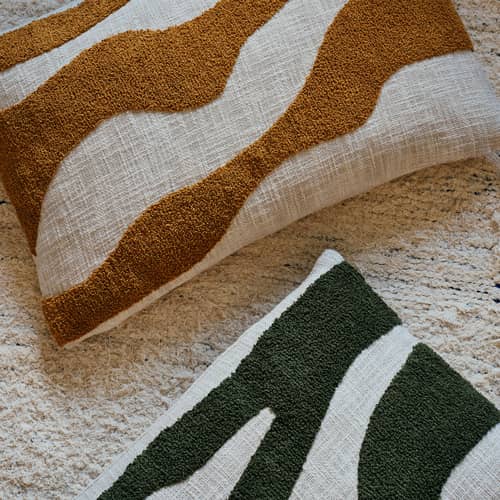 Marlie Cushion cover textile green / 60 x 40 cm - 3D embroidery - BROSTE COPENHAGEN - Licken green / Oat - Cotton