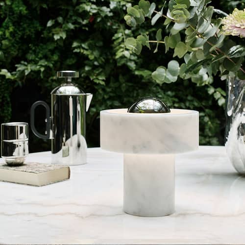 Lampe sans fil rechargeable Stone Portable LED marbre blanc / Ø 16 x H 19 cm - Tom Dixon - Marbre blanc / Argent - Acier poli, Marbre