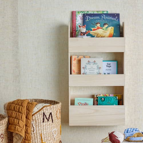 Etagère murale Moris / Présentoir à livres - L 38 x H 70 x P 12 cm - Bloomingville - Bois naturel - Bois de paulownia