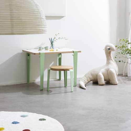 Kinderhocker Mini Lou holz grün / H 30 cm - TIPTOE - Eiche / Füße Grün Dino - Ökozertifizierte Massiveiche, thermolackierter Stahl