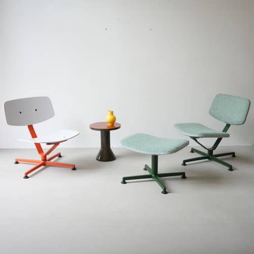 Repose-pieds Arba / Tissu - Bouroullec, 2024 - raawii - Vert (tissu Sisu 0805) / Base vert foncé - Acier, Aluminium, Contreplaqué, Mousse, Tissu Kvadrat