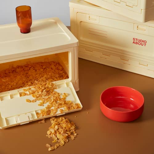 Boîte Box Medium plastique jaune / 40 x 29 x H 23,7 cm - Empilable - STUDIO ABOUT - Jaune clair - Polypropylène