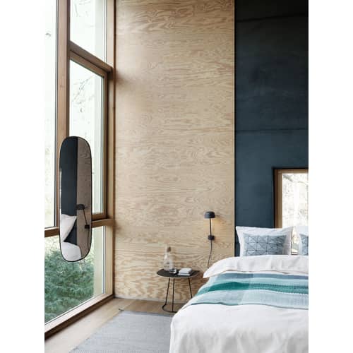 Specchio murale Framed Large metallo verde / 44 x 118 cm - Muuto - Cornice verde scuro / Specchio standard - Acciaio laccato, Vetro