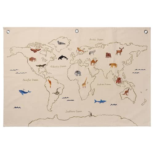Affiche The World tissu blanc beige / Coton bio brodé - L 100 x H 70 cm - Ferm Living - Blanc cassé / Multicolore - Coton organique