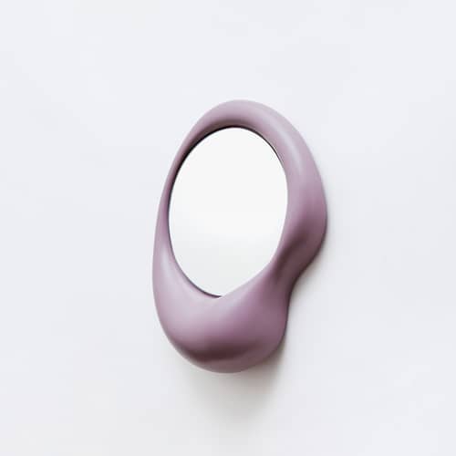 Miroir mural Ingres - Jean céramique violet / L 41 x H 49 cm - Moustache - Lilas - Céramique émaillée, Verre