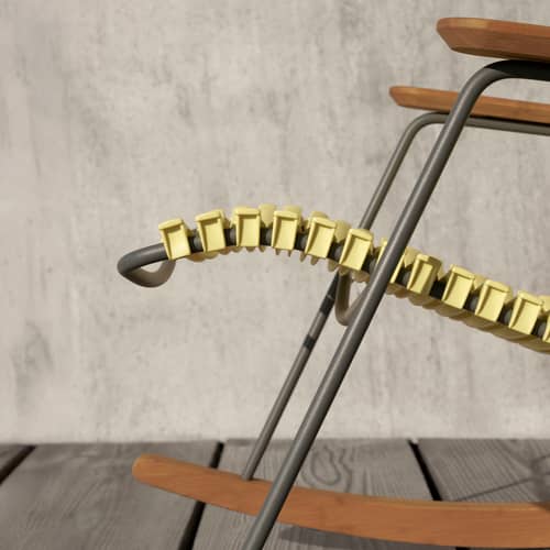 Rocking chair Click plastique jaune - Houe - Zeste de citron - Acier thermolaqué, Bambou, Polypropylène