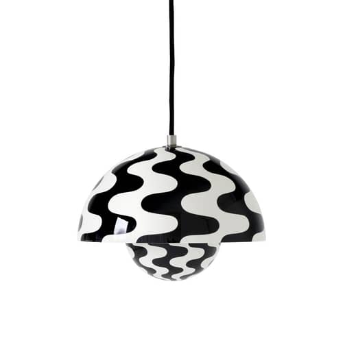 FlowerPot VP1 Pendant metal white black / Ø 23 cm - By Verner Panton, 1968 - &tradition - Black & white - Lacquered steel