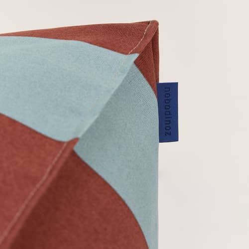 Pouf d\'extérieur enfant Vibes - NOBODINOZ - Toffee & bleu / Rayé - Polystyrène expansé, Tissu acrylique