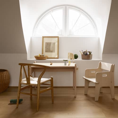 CH24 Wishbone Chair Children\'s chair natural wood / Hans J. Wegner, 1950 - CARL HANSEN & SON - Oiled oak / Natural rope - FSC oiled solid oak, Paper cord