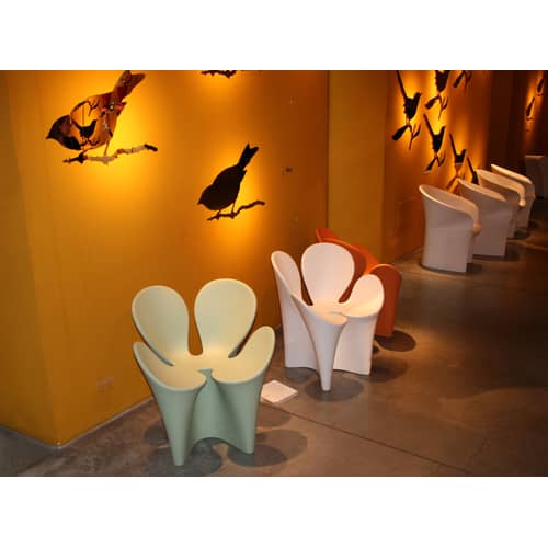 Fauteuil Clover plastique blanc / Ron Arad, 2007 - Driade - Blanc - Polyéthylène