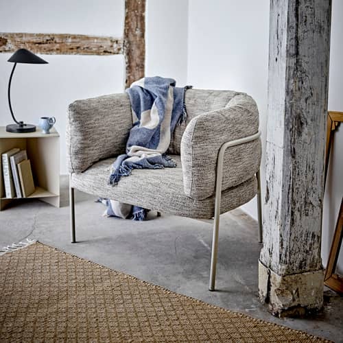 Fauteuil rembourré Karel tissu gris - Bloomingville - Gris - Fer thermolaqué, Mousse, Tissu