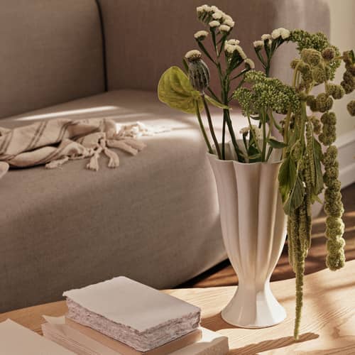 Vase Heli Large céramique blanc / Ø 17 x H 30 cm - BROSTE COPENHAGEN - H 30 cm / Crème - Grès émaillé