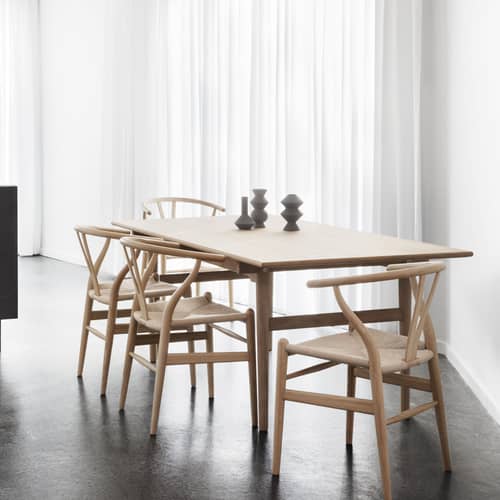 CARL HANSEN＆SON YChair CH24 Oak/Oil SH45 Carl Hansen & Søn CH24 Wishbone chair, oiled oak - natural cord