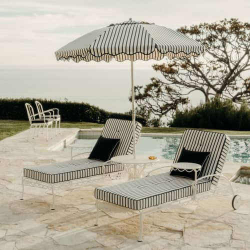 Parasol The Club Monaco noir / Ø 200 cm - BUSINESS & PLEASURE - Rayé / Noir - Aluminium, Fibre de verre, Toile outdoor