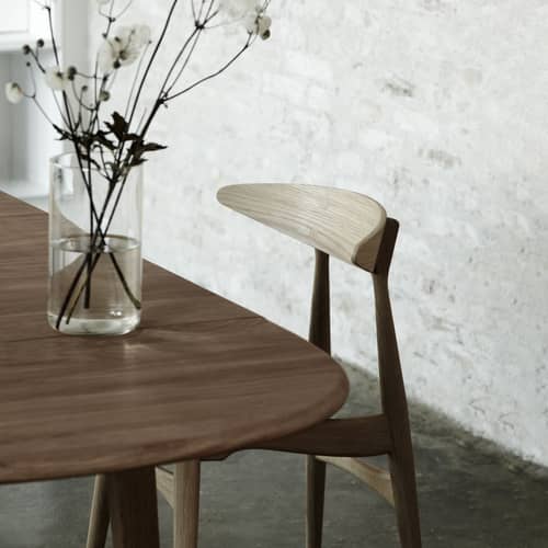 Stuhl CH33T holz natur / Hans J. Wegner, 1957 - CARL HANSEN & SON - Eiche geölt FSC - Geölte Massiveiche, Geöltes Eichensperrholz