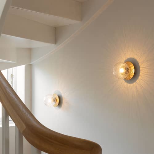 Applique salle de bains Liila 1 Small / Plafonnier - Ø 12 cm / Verre facetté - NUURA - Doré / Transparent - Aluminium, Verre soufflé bouche