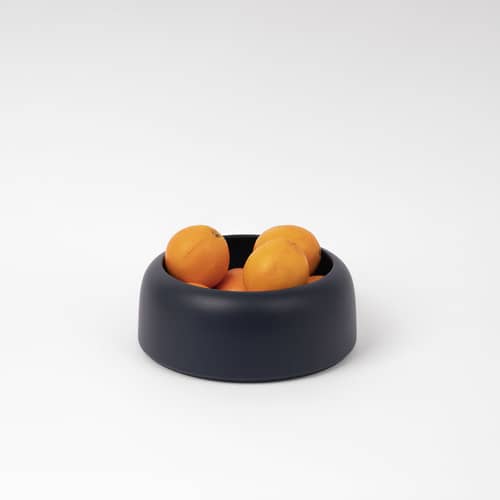 Coppa Omar 01 ceramica blu / Small - Ø 23,5 x H 9,5 cm / Fatta a mano - raawii - Blu scuro - Ceramica smaltata