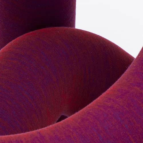Gepolsterter Sessel Extra Bold textil rosa violett / Stoff Kvadrat - Moustache - Rot-blau (Stoff Kvadrat) - Schaumstoff, Stahl, Wolle