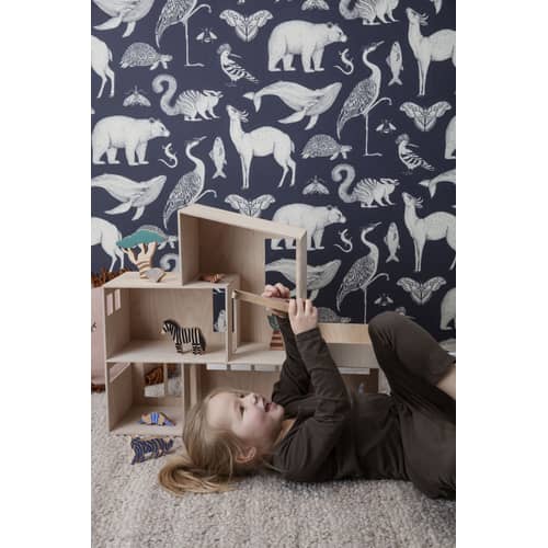 Papier peint Animals papier bleu / 1 rouleau - Larg 53 cm - Ferm Living - Bleu foncé - Toile intissée