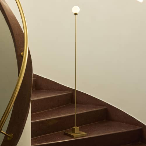 Snowball LED Cordless outdoor floor lamp glass gold / H 122 cm - Northern  - Brass - Mouth blown glass, Stainless steel