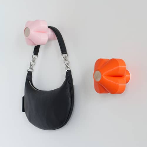Set de 2 patères Amy / Plastique recyclé, fabriqué en France - Warren & Laetitia - Orange / Rose - Hêtre certifié, Plastique recyclé