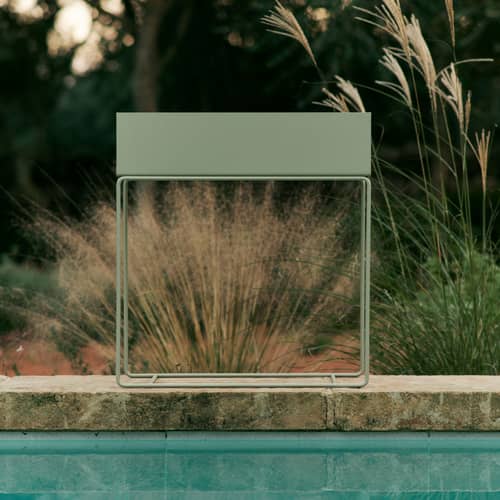Pflanzgef mit Gestell Plant Box Ferm Living / Ablage - B 60 x H 65 cm x  Prof. 25 cm - Grn - Metall | Made In Design