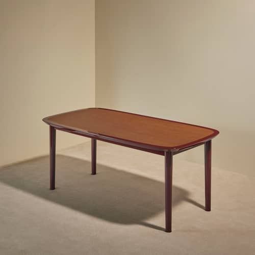 Table rectangulaire Equilibre bois rouge / 180 x 90 cm - Maison Sarah Lavoine - Carmin / Chêne teinté noyer - Chêne teinté, MDF laqué